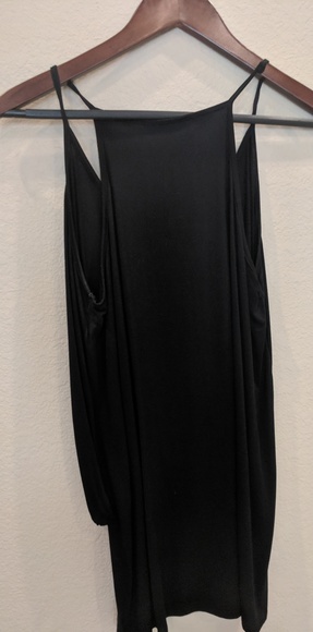 Black top - Picture 2 of 2